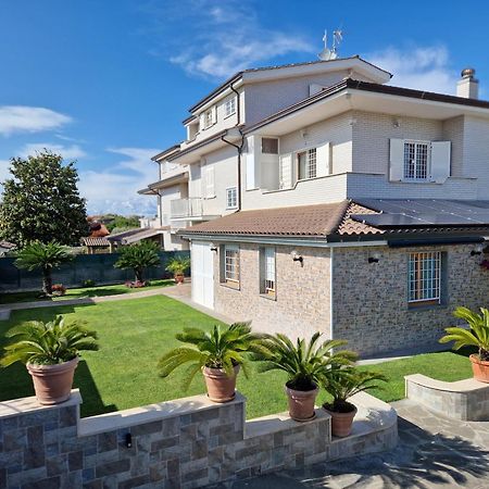 Hotel Castelbarco House B Rom Exterior foto